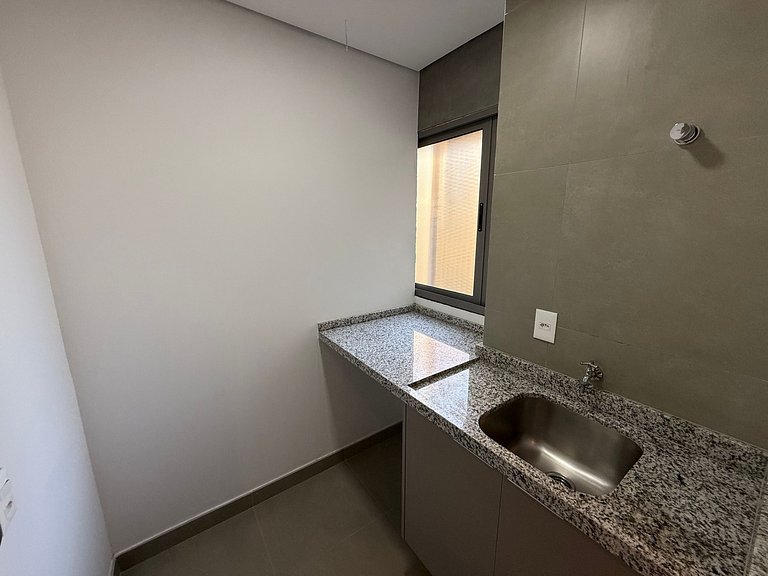 Apto premium e elegante p/ Grupo de 6 – Apto 803