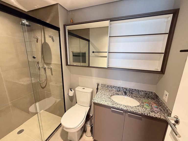 Apto Luxuoso c/ 2 Quartos em Moema – Apto 2501