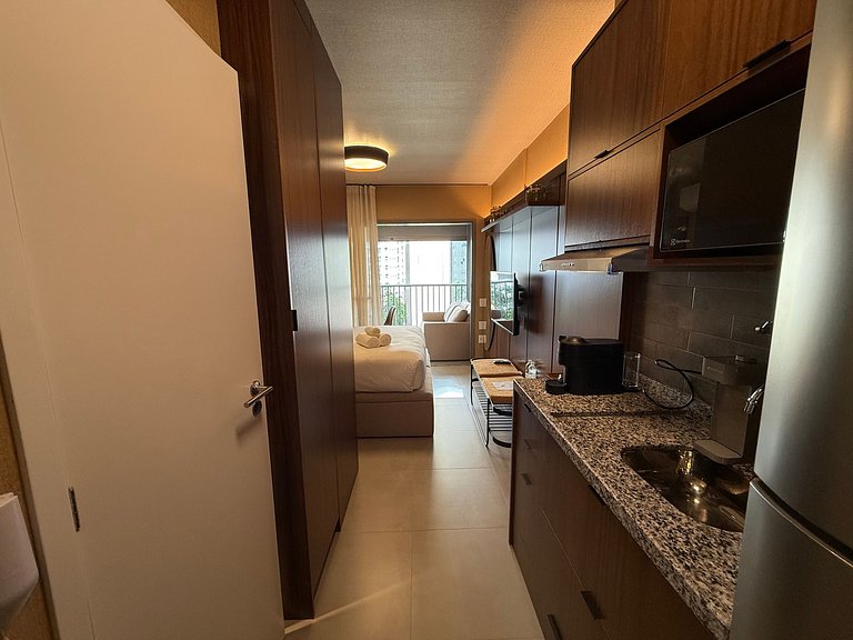 Estudio compacto y completo para 4 – Apto. 715