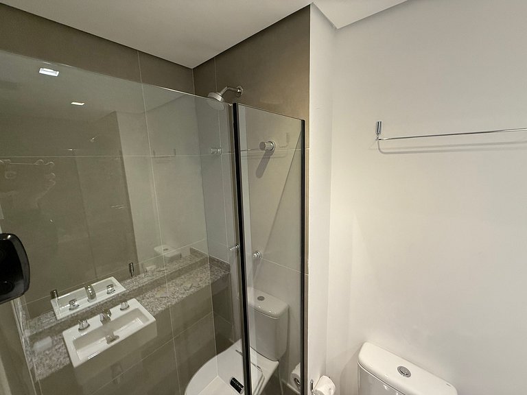 Style and privacy for two – Apartment 604