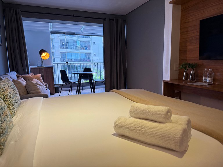 Studio em Moema com Sofá-cama | Até 4 Pessoas – Apto 408