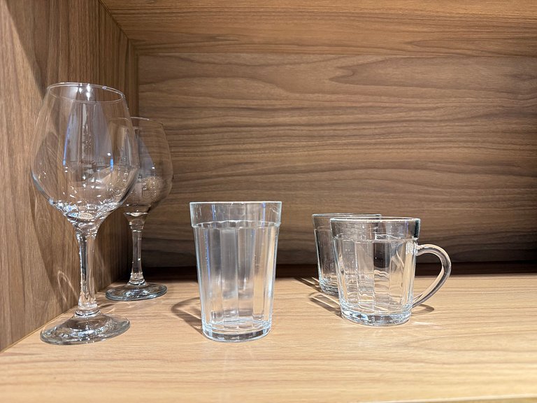 Estudio equipado para grupo de 4 – Apto. 1410