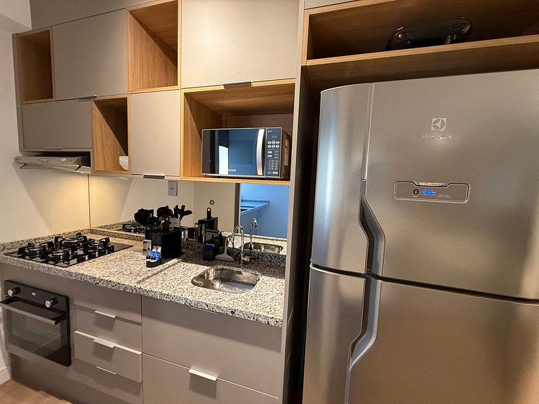 Apto premium e elegante p/ Grupo de 6 – Apto 803