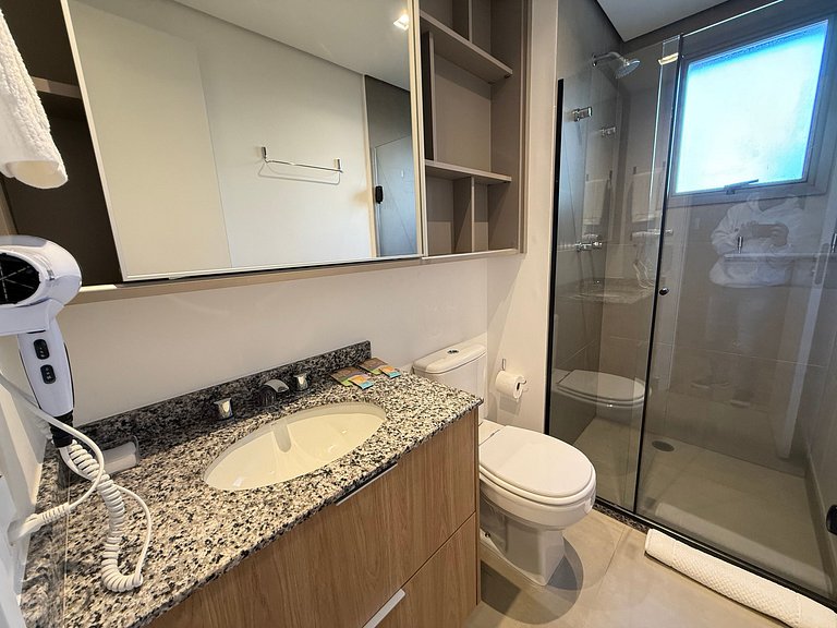 Apto premium e elegante p/ Grupo de 6 – Apto 803