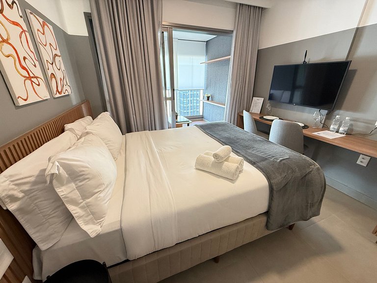 Studio prático e bem localizado – Apto 1611