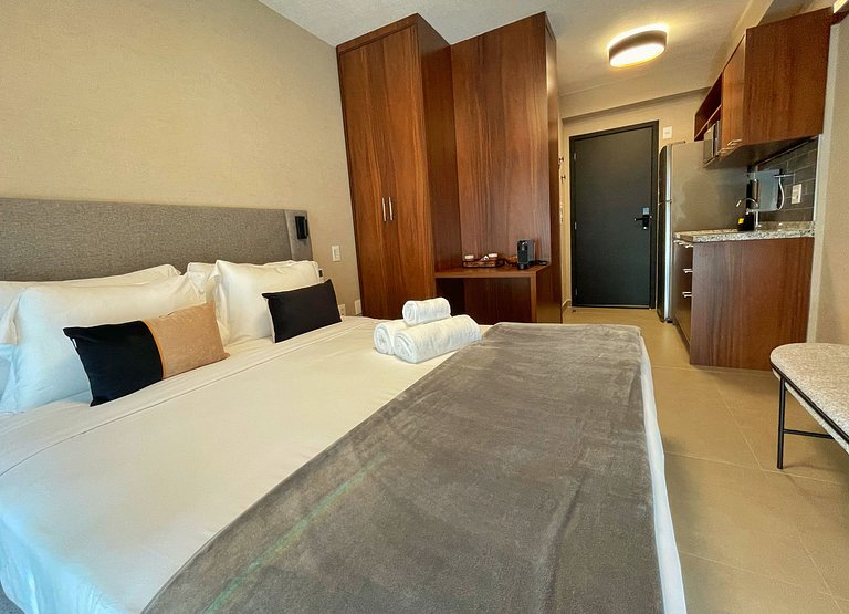 Studio com sofá-cama para até 4 pessoas –Apto 1313
