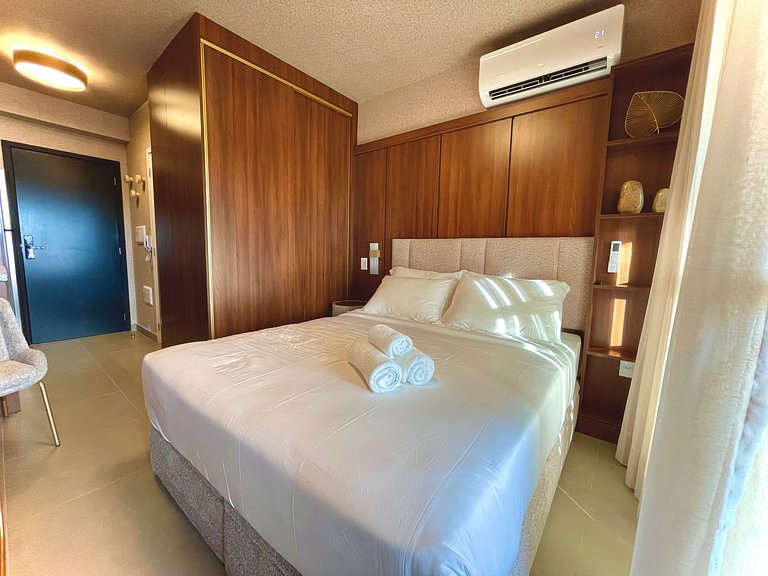 Studio com sofá-cama p/ até 4 pessoas – Apto 2211