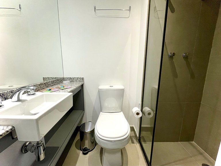 Style and privacy for two – Apartment 604